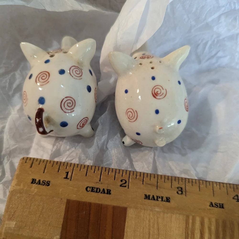 Vintage pig salt and pepper